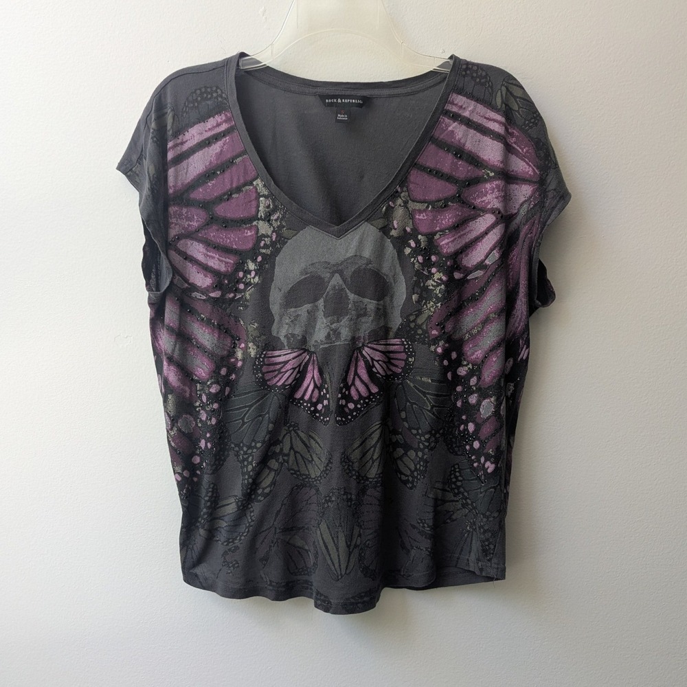 Graphic Tee Gray Purple Skull Butterfly Rhinestone Sm Whimsigoth Y2K Streetwear